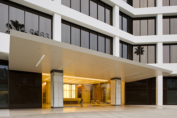 Oak Health Center - Beverly Hills Entrance